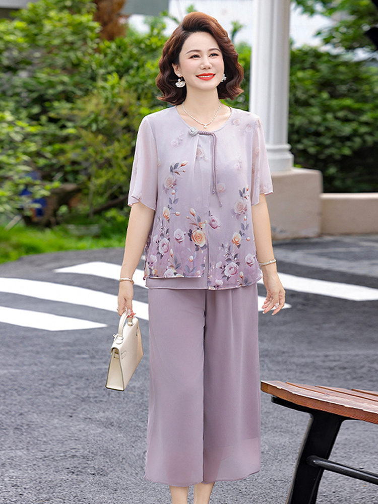 Women Fashion Over 60 - Летний модный комплект: свободные брюки с