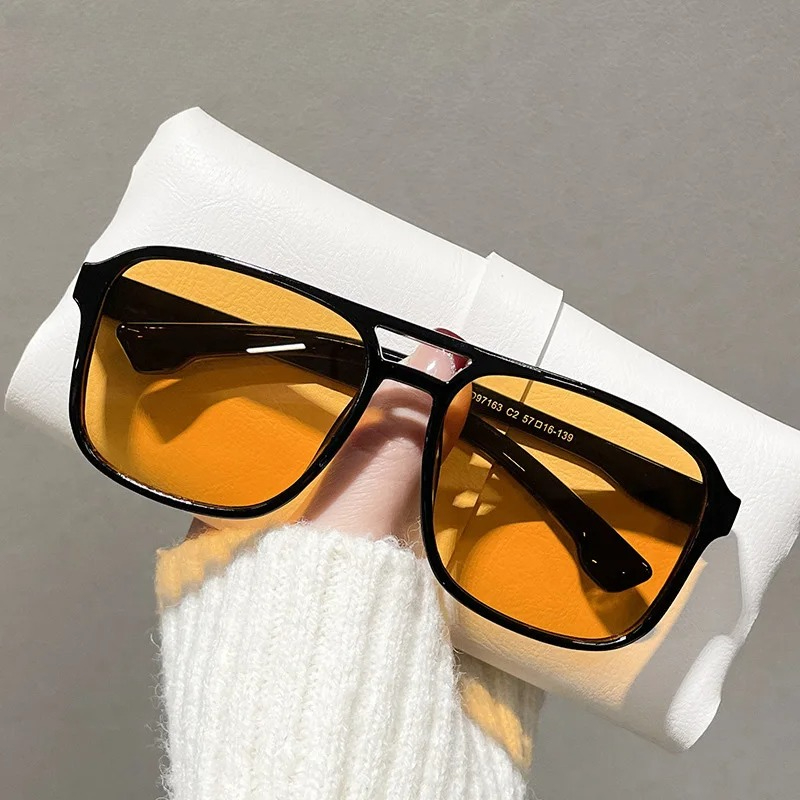 Women'S Fashion Eyewear - Квадратные солнцезащитные очки с двойной перемычкой