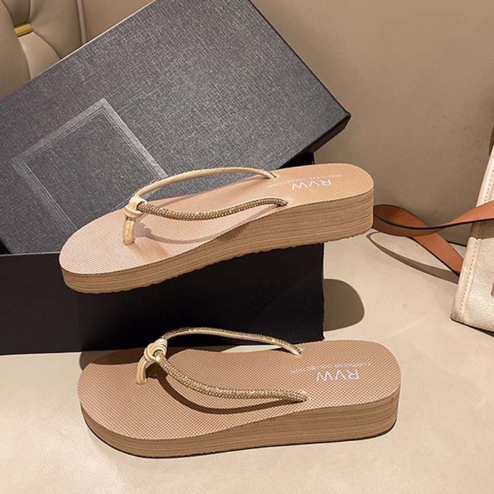 Модные пляжные шлепанцы из ПВХ – обзор и цена Women'S Fashion Sandals